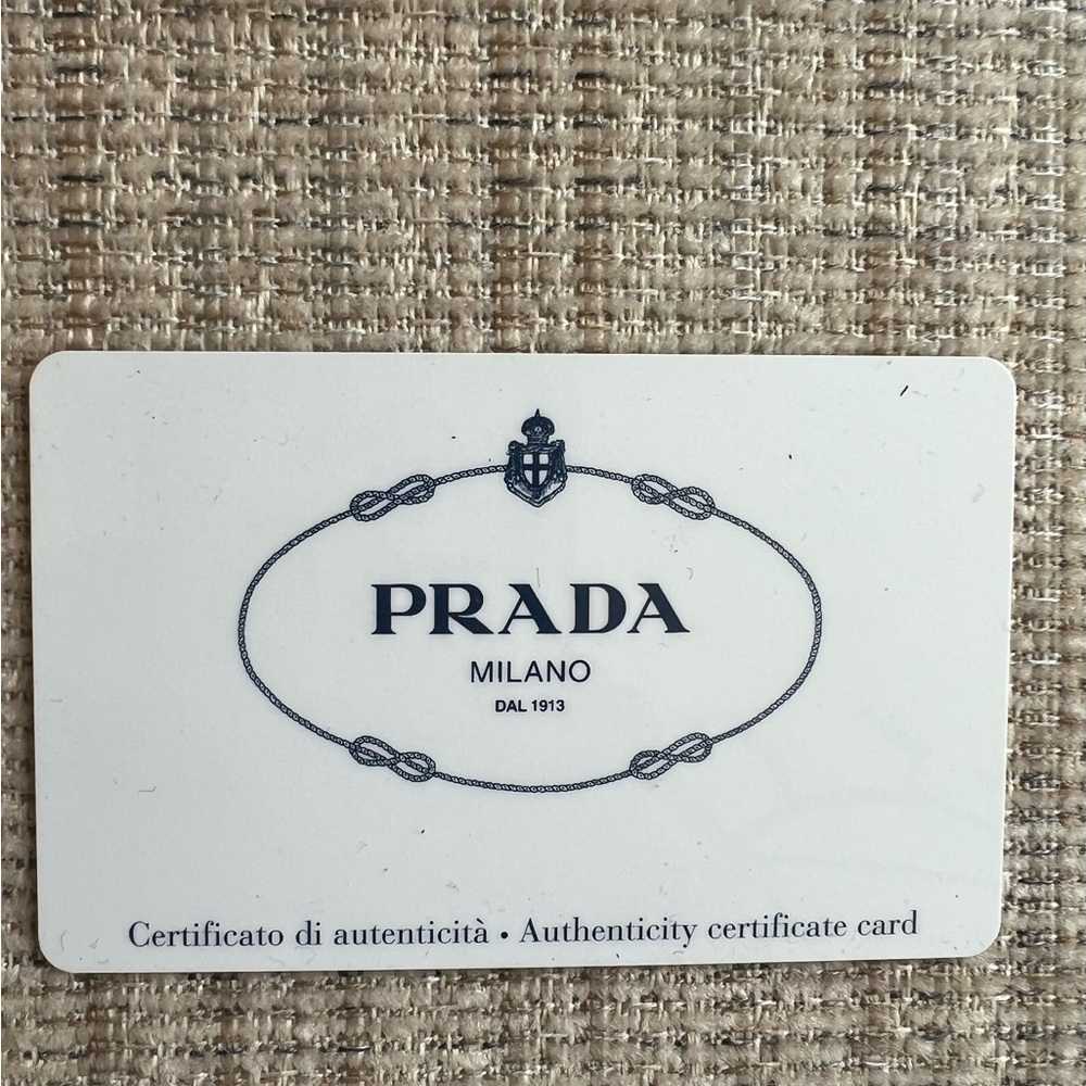 🔴Authentic PRADA Red Wallet🔴 - Picture 10 of 13